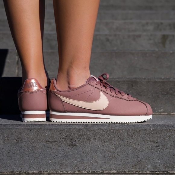classic cortez leather sneaker